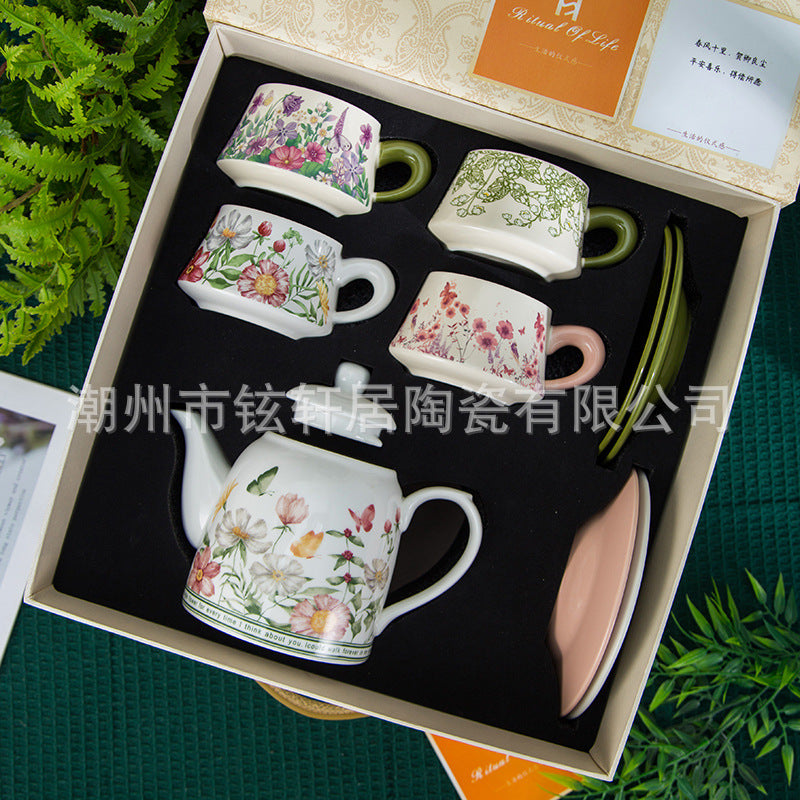 Garden Series Cup, Saucer, and Pot Set